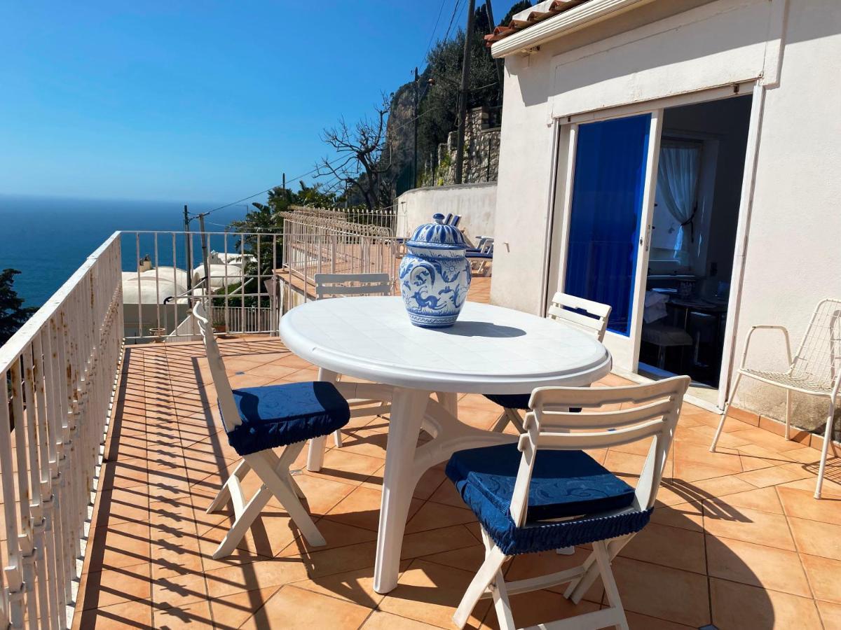 Regina Di Capri - Suite Vista Faraglioni Экстерьер фото