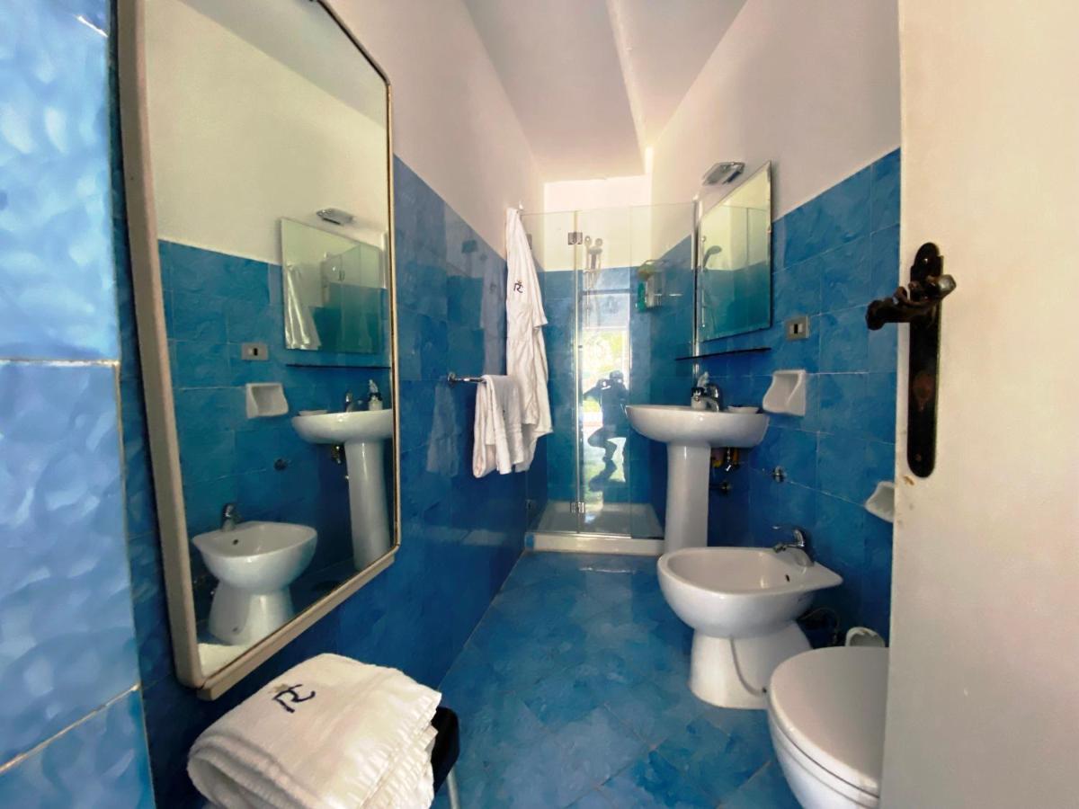 Regina Di Capri - Suite Vista Faraglioni Экстерьер фото